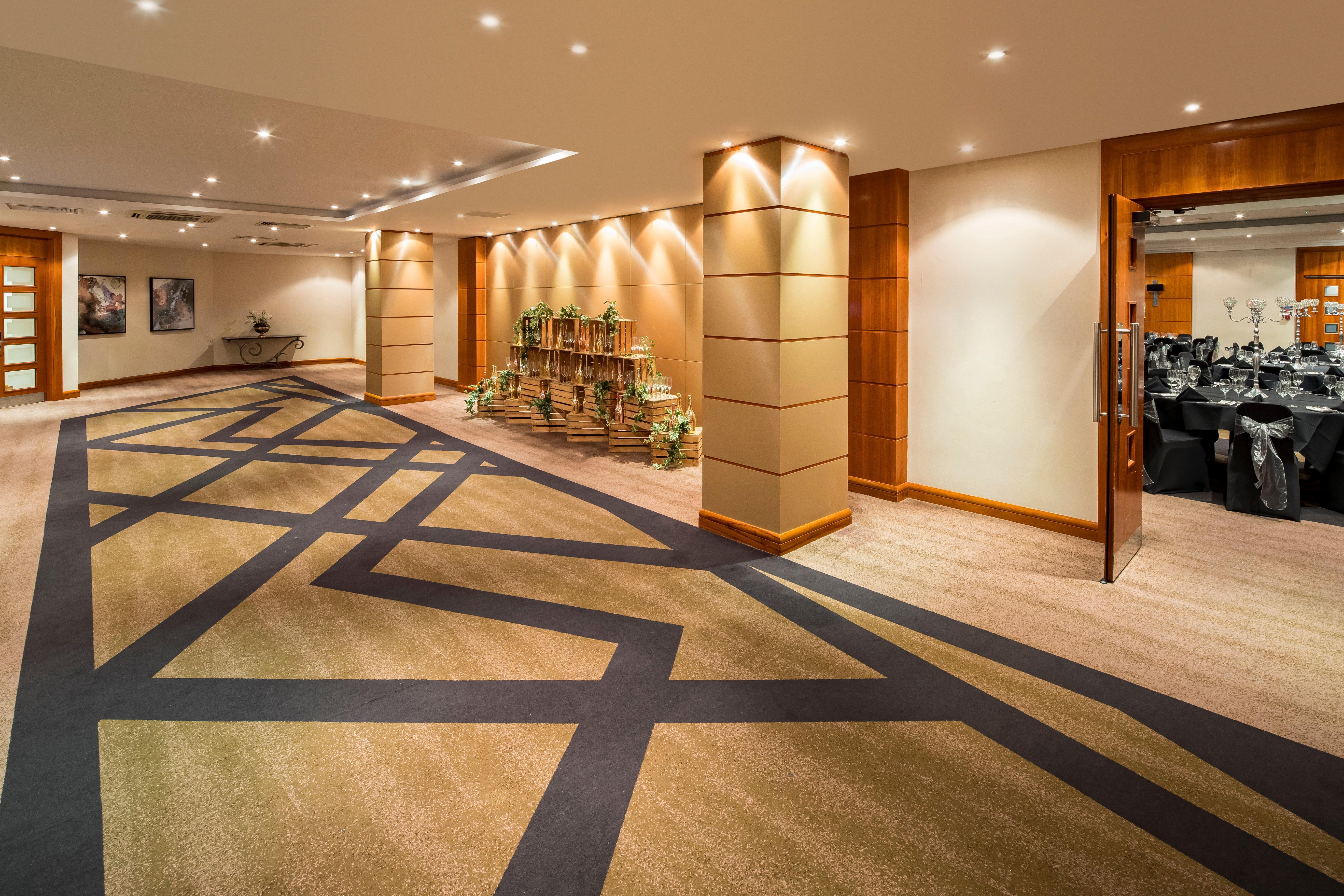 Crowne Plaza Nottingham By Ihg Hotel Екстериор снимка